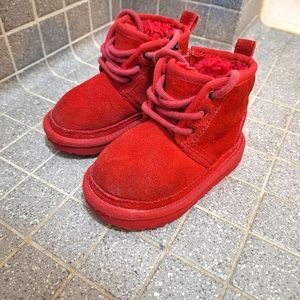Uggs Kid/baby shoes size 7